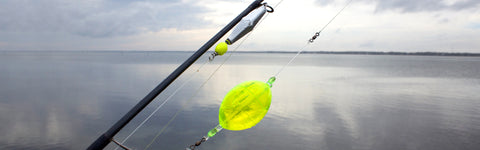 Clarkspoon bubble rig with water background